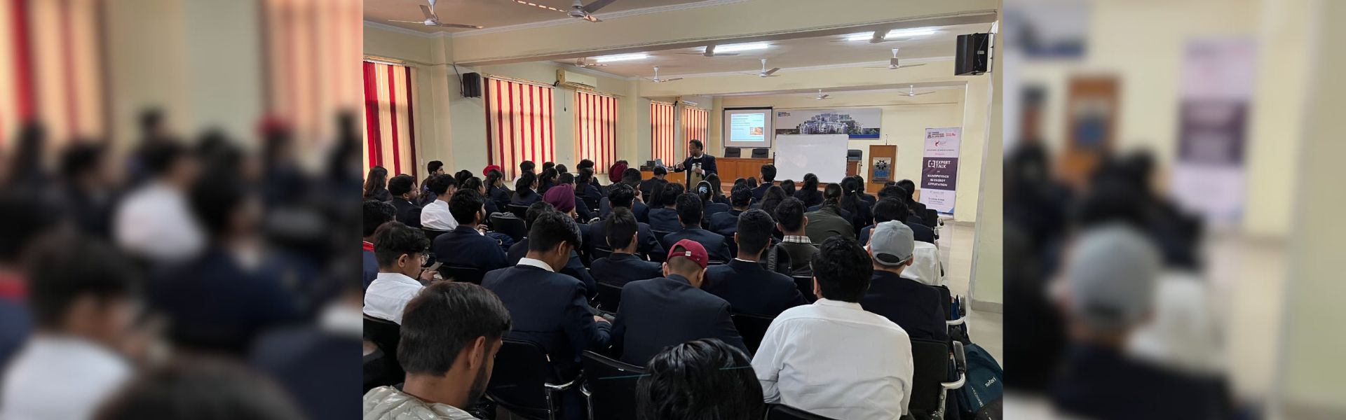 Applied Sciences department organized an Expert talk on  Nanophysics in energy applications